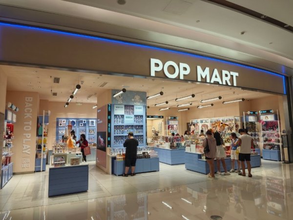 垒富优配 LABUBU买家众生相