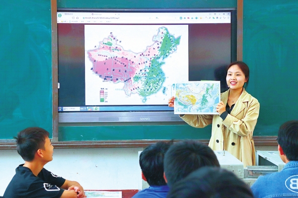 长富资本 向晓盼：地理歌声里，藏着我的教育初心